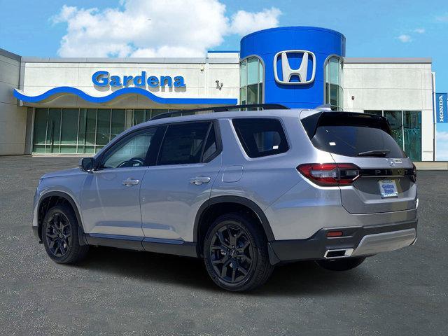 new 2025 Honda Pilot car, priced at $50,895