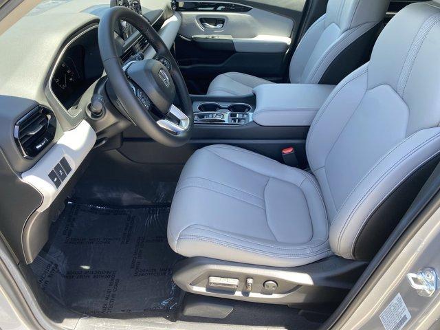 new 2025 Honda Pilot car, priced at $50,895