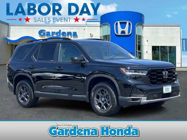 new 2025 Honda Pilot car, priced at $50,850