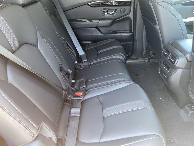 new 2025 Honda Pilot car, priced at $47,050