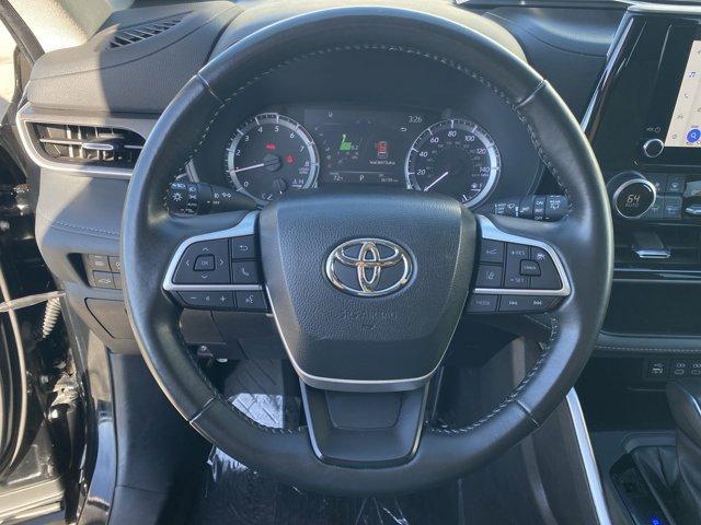 used 2023 Toyota Highlander car, priced at $32,388