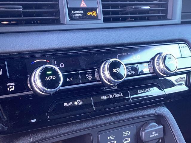 new 2025 Honda Pilot car, priced at $51,350