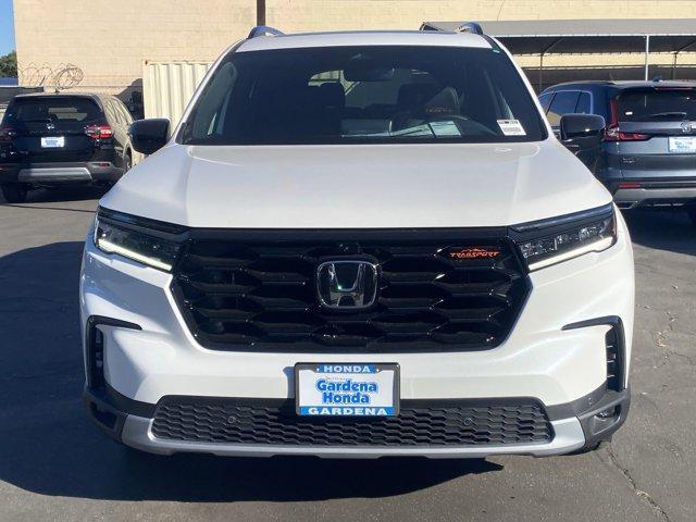 new 2025 Honda Pilot car, priced at $51,555