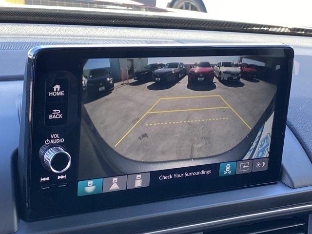 new 2025 Honda Pilot car, priced at $50,895