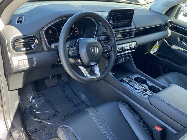 new 2025 Honda Pilot car, priced at $50,895