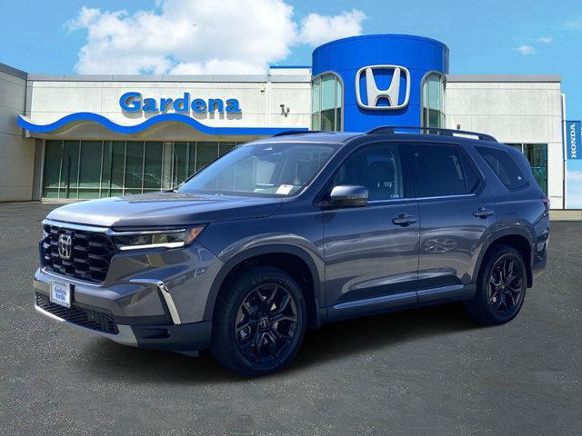 new 2025 Honda Pilot car, priced at $50,895