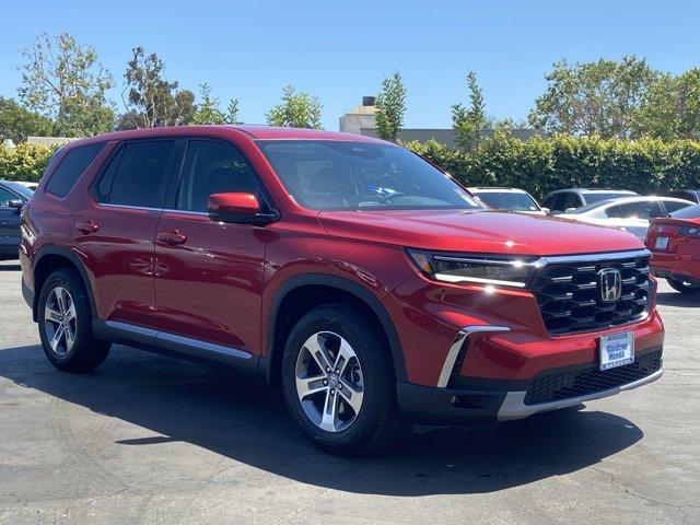 new 2025 Honda Pilot car, priced at $45,405