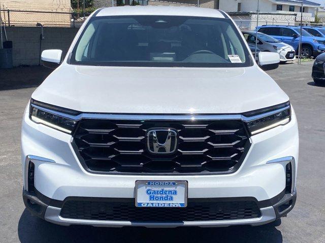 new 2025 Honda Pilot car, priced at $47,880