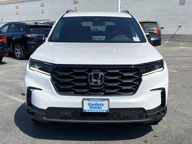 new 2025 Honda Pilot car, priced at $42,050