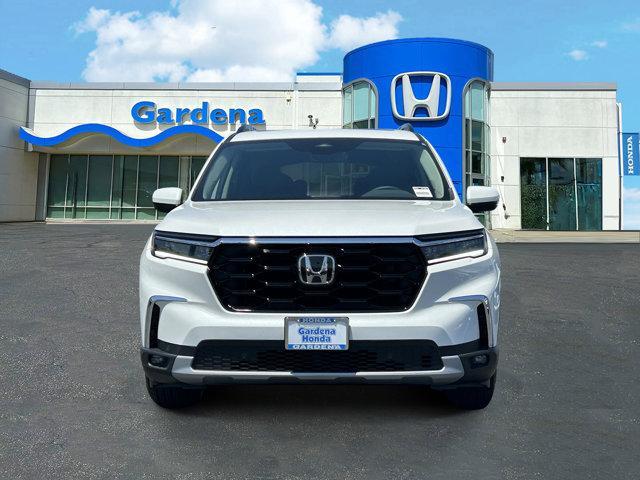 new 2025 Honda Pilot car, priced at $49,405