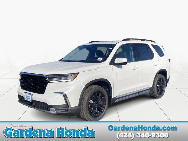 new 2025 Honda Pilot car, priced at $51,550