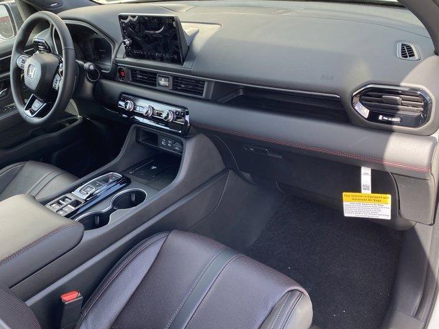 new 2025 Honda Pilot car, priced at $56,530