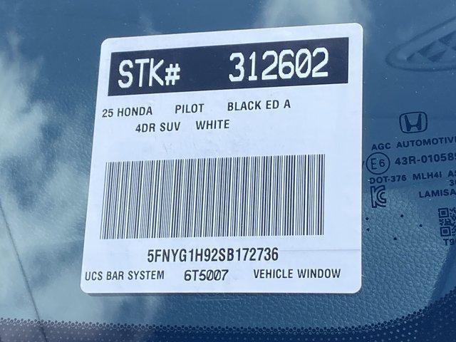 new 2025 Honda Pilot car, priced at $56,530