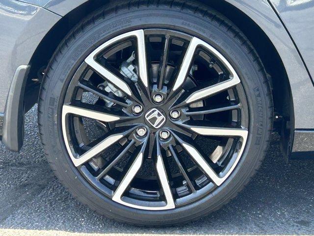 new 2024 Honda Accord Hybrid car, priced at $39,985