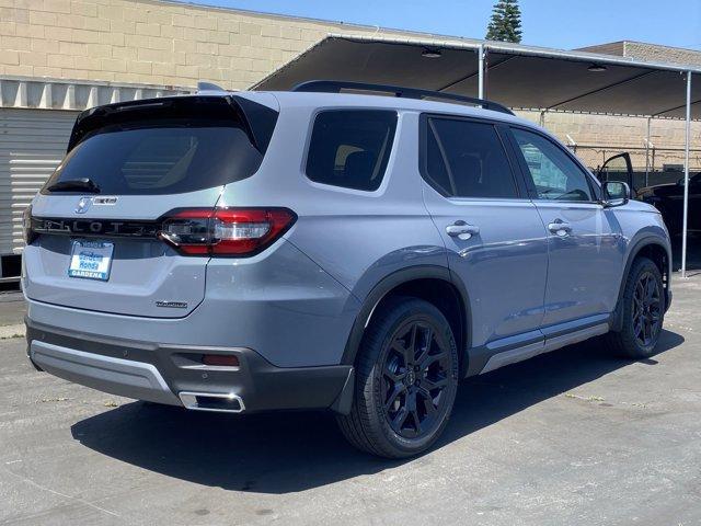 new 2025 Honda Pilot car, priced at $52,180