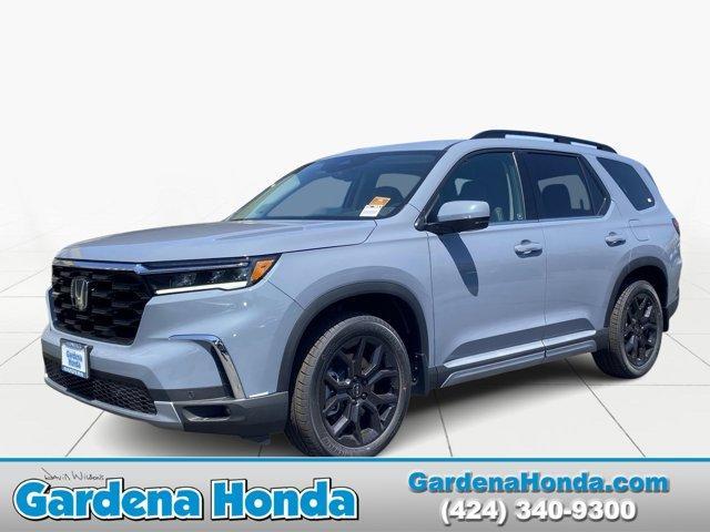 new 2025 Honda Pilot car, priced at $52,180