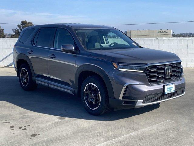 new 2025 Honda Pilot car, priced at $49,745