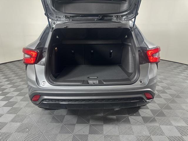 new 2025 Chevrolet Trax car, priced at $26,989