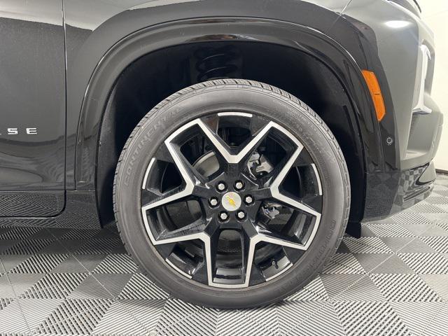 new 2025 Chevrolet Traverse car, priced at $58,795