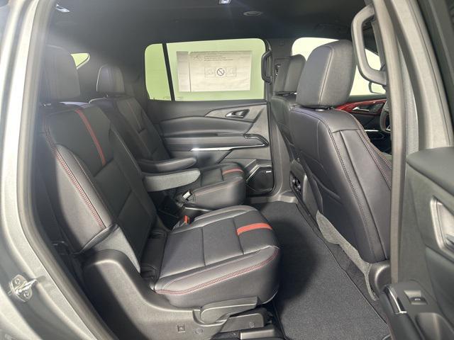 new 2025 Chevrolet Traverse car, priced at $57,595