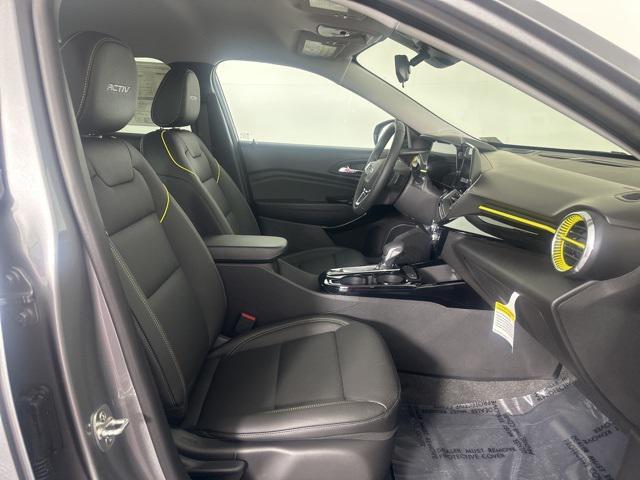 new 2025 Chevrolet Trax car, priced at $26,989