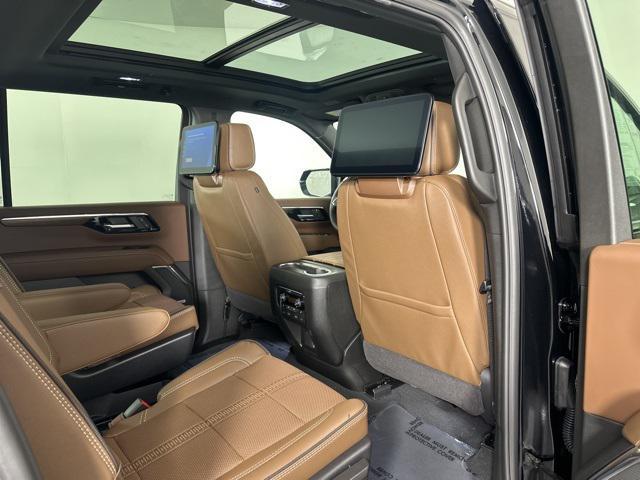 new 2026 Chevrolet Suburban car, priced at $98,080