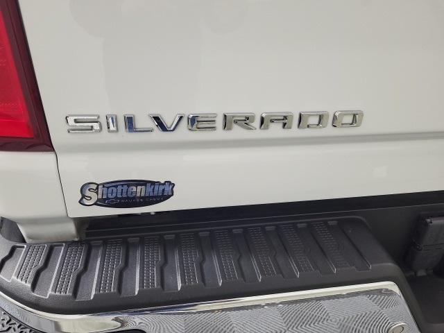 used 2022 Chevrolet Silverado 2500 car, priced at $49,987