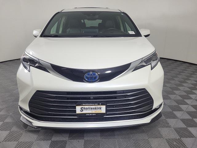 used 2021 Toyota Sienna car, priced at $45,723