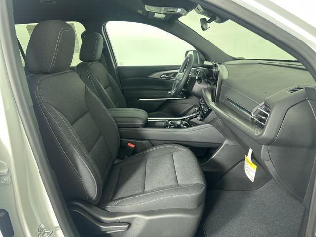 new 2025 Chevrolet Traverse car, priced at $59,095