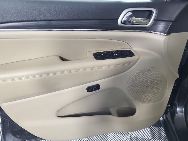 used 2020 Jeep Grand Cherokee car, priced at $26,977