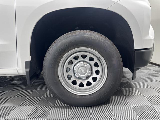 new 2025 Chevrolet Silverado 1500 car, priced at $46,195