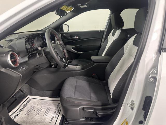 new 2025 Chevrolet Trax car, priced at $25,085
