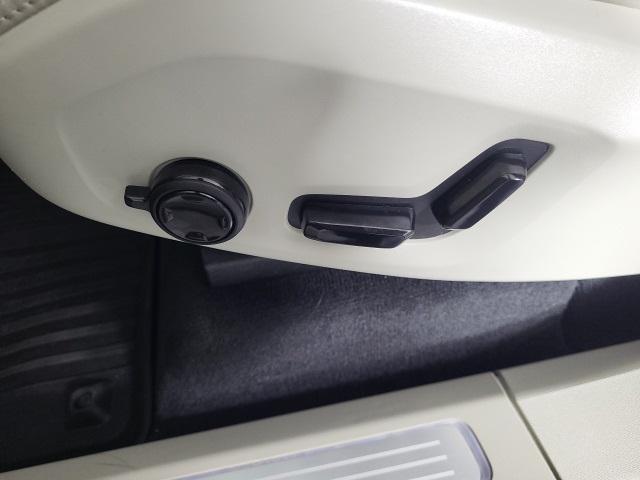 used 2021 Volvo XC90 car, priced at $37,697