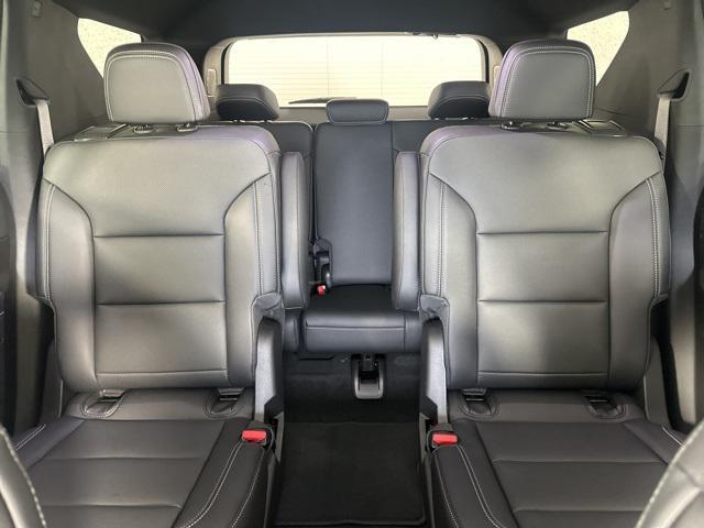 new 2025 Chevrolet Traverse car, priced at $52,130