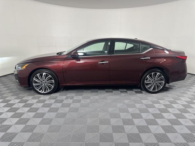 used 2024 Nissan Altima car, priced at $29,252