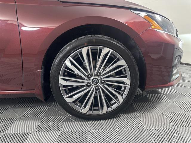 used 2024 Nissan Altima car, priced at $29,252