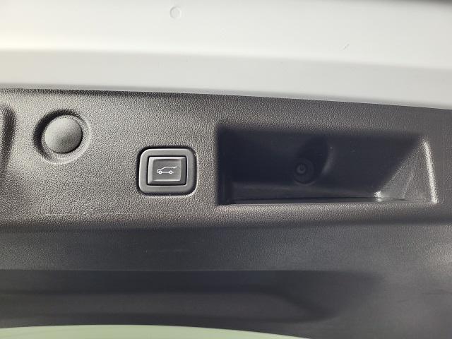 used 2024 Chevrolet Equinox car, priced at $19,997