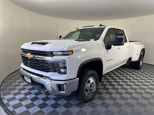 new 2025 Chevrolet Silverado 3500 car, priced at $76,070