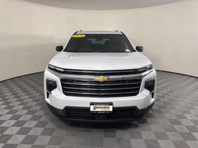 new 2026 Chevrolet Traverse car, priced at $53,350