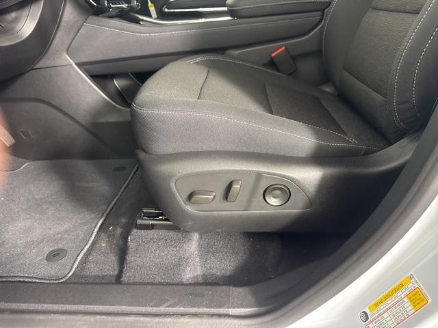 new 2026 Chevrolet Traverse car, priced at $53,350