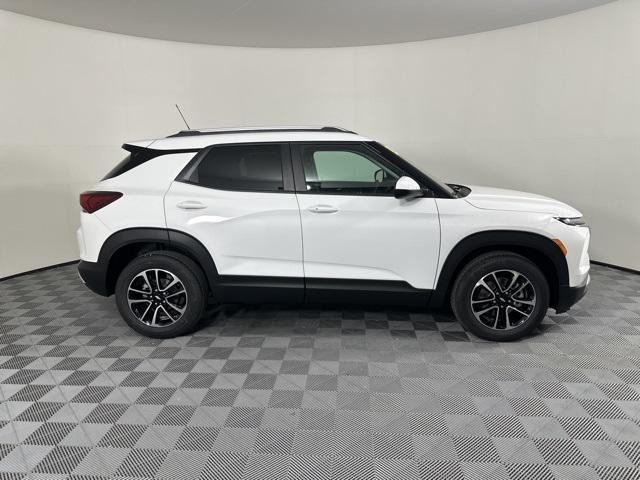 new 2026 Chevrolet TrailBlazer car, priced at $28,670