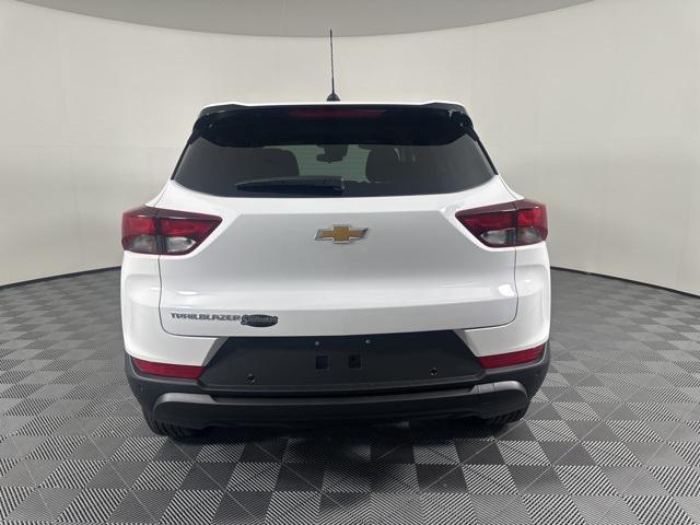 new 2026 Chevrolet TrailBlazer car, priced at $25,875