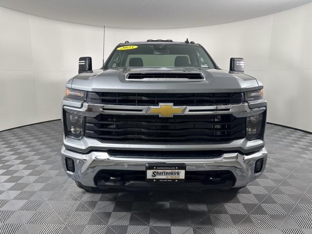 new 2025 Chevrolet Silverado 2500 car, priced at $67,595