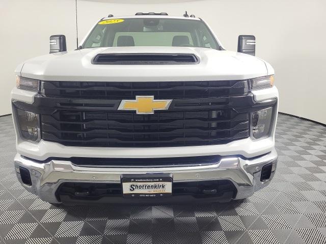 new 2025 Chevrolet Silverado 2500 car, priced at $53,900