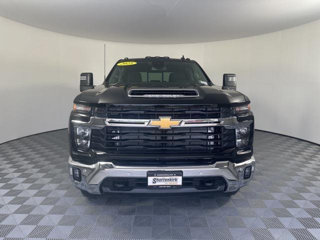 new 2025 Chevrolet Silverado 3500 car, priced at $76,640