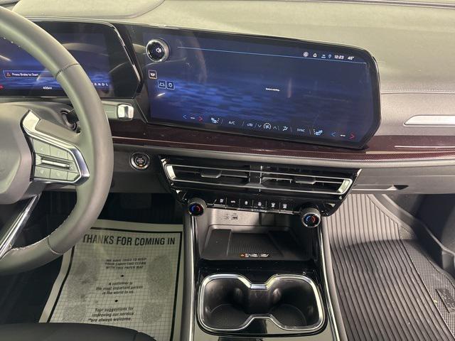 new 2026 Chevrolet Traverse car, priced at $55,135