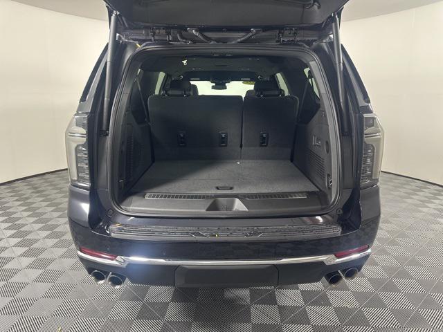 new 2025 Chevrolet Suburban car, priced at $81,795