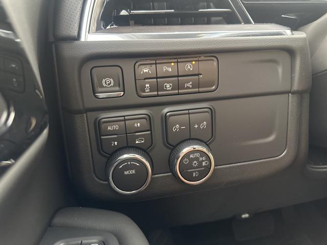 new 2025 Chevrolet Suburban car, priced at $81,795