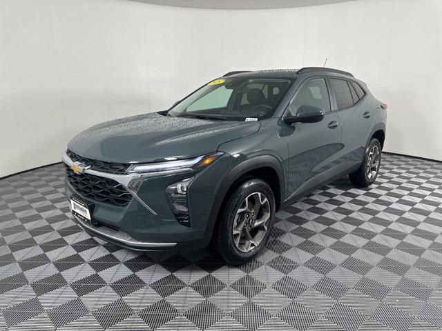 new 2025 Chevrolet Trax car, priced at $25,485