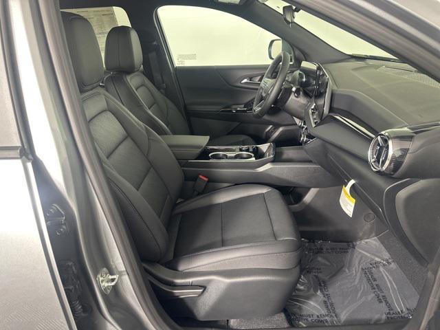new 2026 Chevrolet Equinox car, priced at $35,590